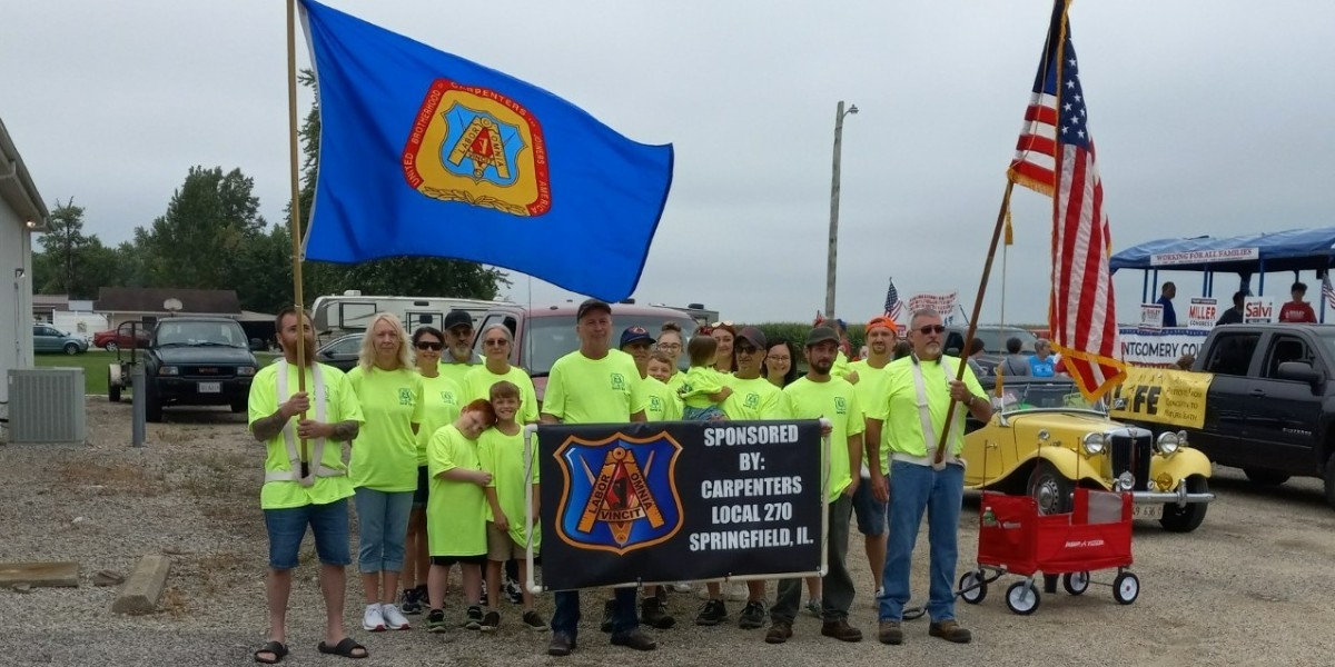MidAmCarpenters's tweet photo. Thanks to all our members and their families who marched in solidarity in support of the workers who are the backbone of this country. From Chicago to Springfield and other areas in between, we stood LOUD and PROUD. Union Strong! #Local270 #Local58 #Local792 #Local978 #Local1795 https://t.co/xBwCEBgNS8