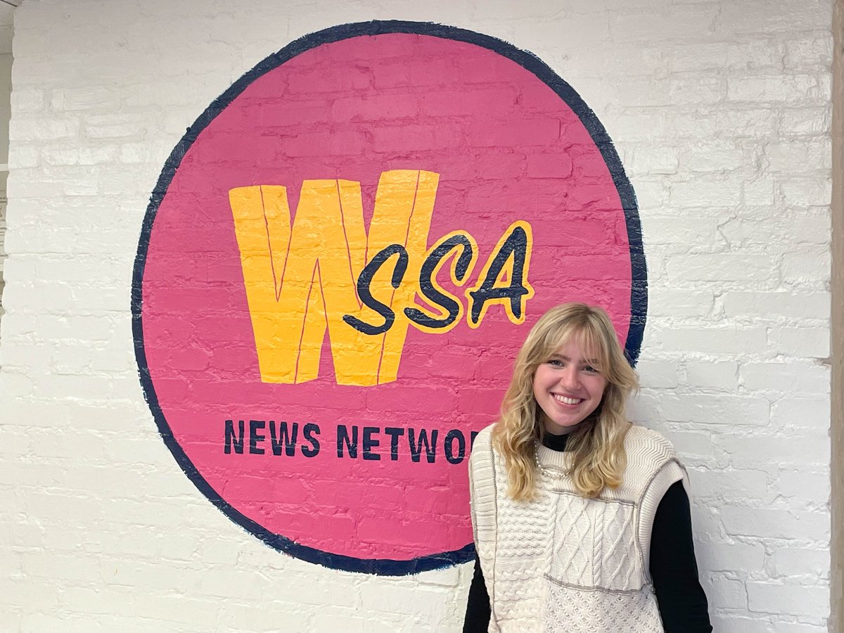shady_side's tweet photo. The Emmy Award-winning WSSA-TV film club at the #SSASeniorSchool has a new home this year! With an infusion of new video equipment and a mural of the WSSA-TV logo on the studio wall painted by senior Chelsea Kaufmann, the club is looking forward to a successful 22-23 school year. https://t.co/NLSRs4XEBY