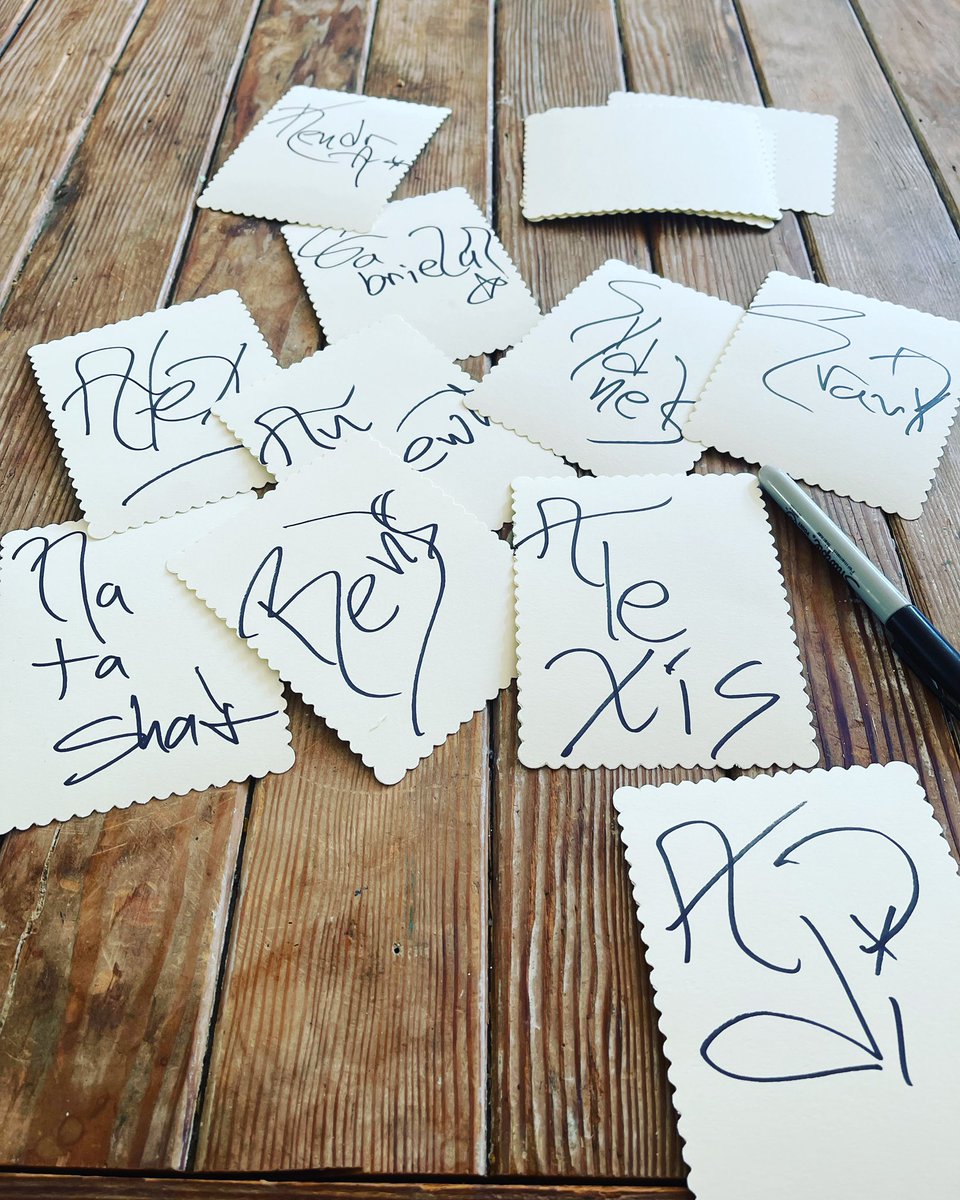 MesaEmillio1's tweet photo. I did the #namecards for tomorrow’s #dinnerparty #eatwith #homecooking #thehost #deliciousfood #sanfrancisco https://t.co/YkP0MMgM57