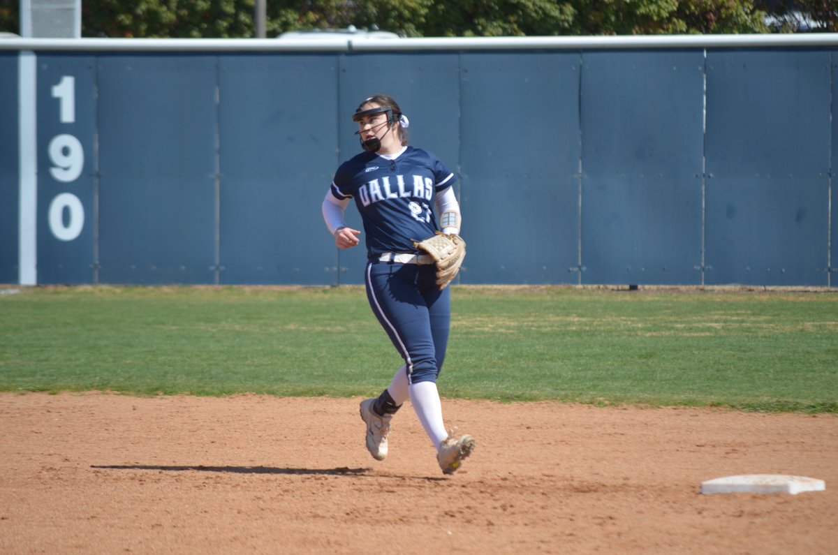 UDAthRecruiting's tweet photo. “I chose UD for the wonderful education it offered as well as the opportunity to play softball at a collegiate level. The people, classes, and beautiful campus felt like home the moment I arrived.” - Brenna Kelly, @UDallasSoftball ‘24
#WhyUDWednesday #BleedBlue https://t.co/ogrBS3mtdh