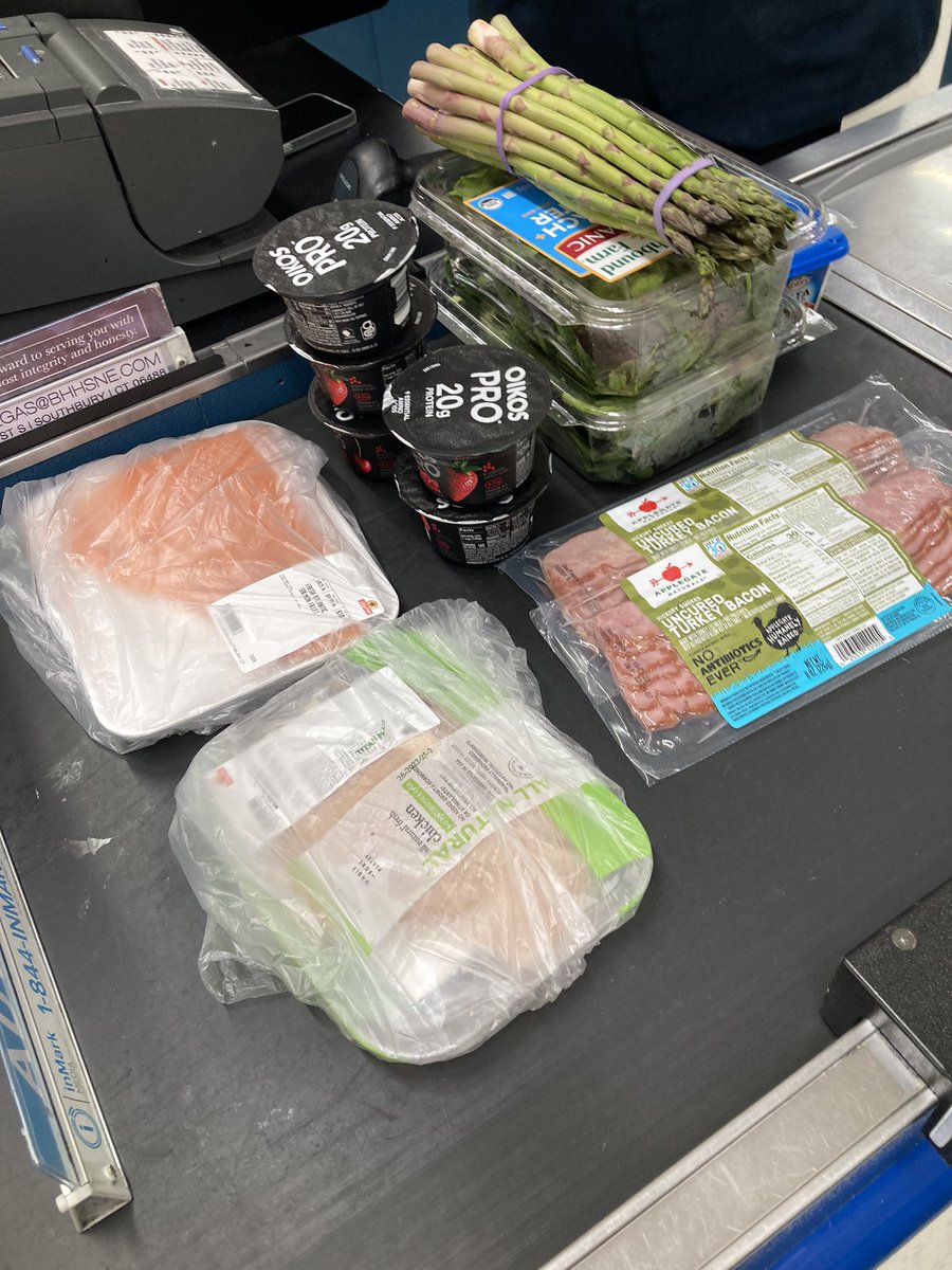 BakersWorldXBL's tweet image. Ya boy putting in the work at the gym and in the kitchen 😋💪🏻 #LeanMachine