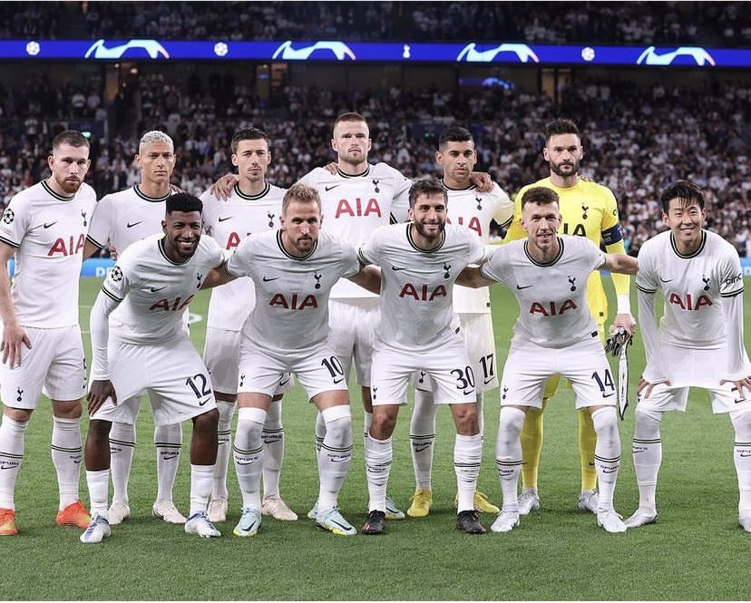 Lilywhite_Rose's tweet photo. Those @ChampionsLeague night team pictures hit different. #COYS https://t.co/aijoOfN5LK