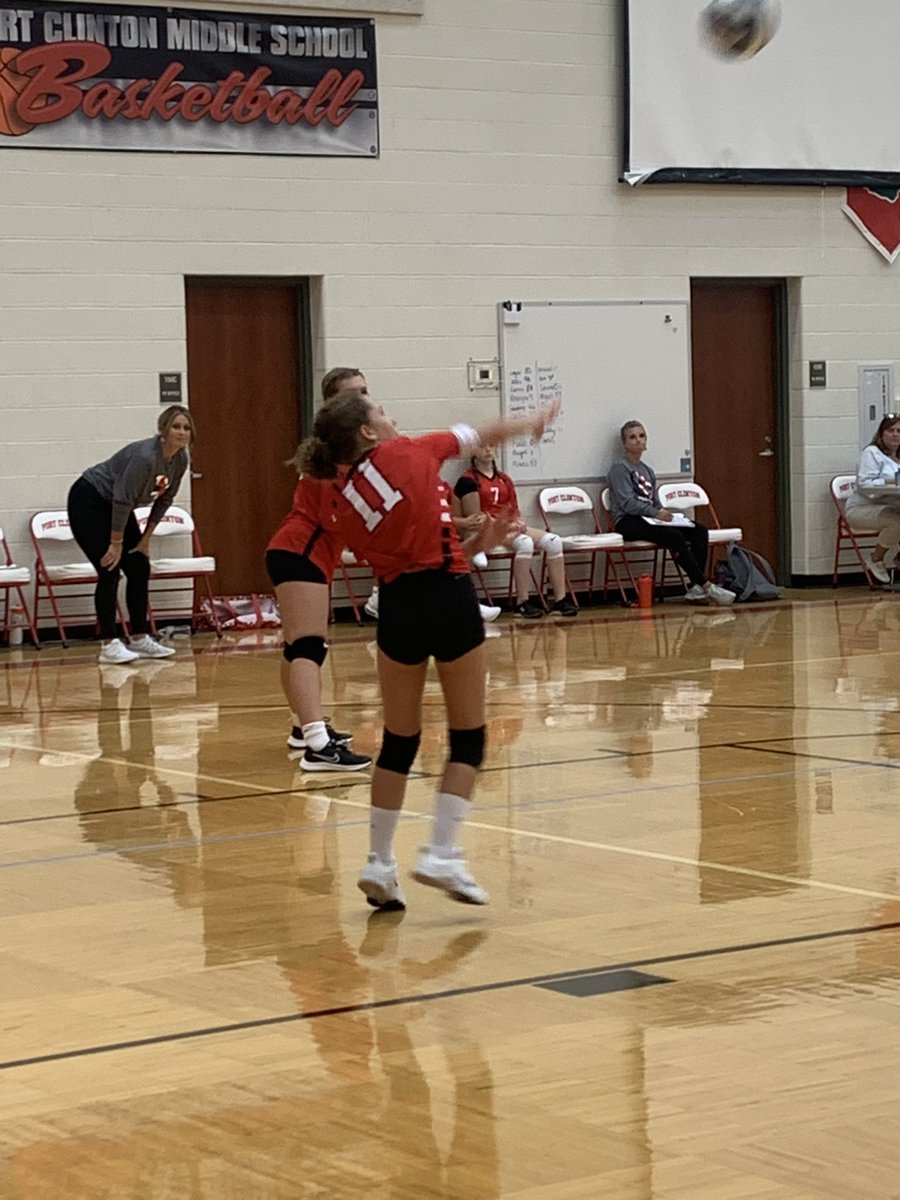 portclintonms's tweet photo. PCMS Volleyball vs Oak Harbor tonight. https://t.co/wp74dQdxGb