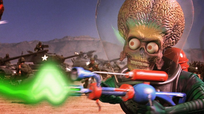 KCSKevinSmith's tweet photo. After subjecting myself to the Tom Cruise War of The Worlds for tonightโs episode of https://t.co/DNxvGu0TAd, Iโm treating myself to a GOOD movie!
#IndiePodcast #Podcast #SciFi #Horror #MarsAttacks #AckAckACK https://t.co/Bowj2DiZmw
