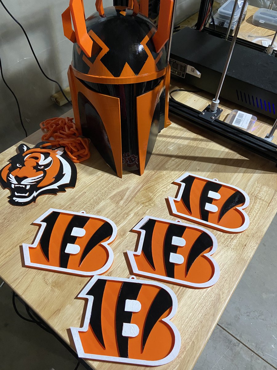 Darth_Bengaul's tweet photo. I am switching to this account to maintain access and to be able to tweet from my phone. https://t.co/cJqYQS5cTp