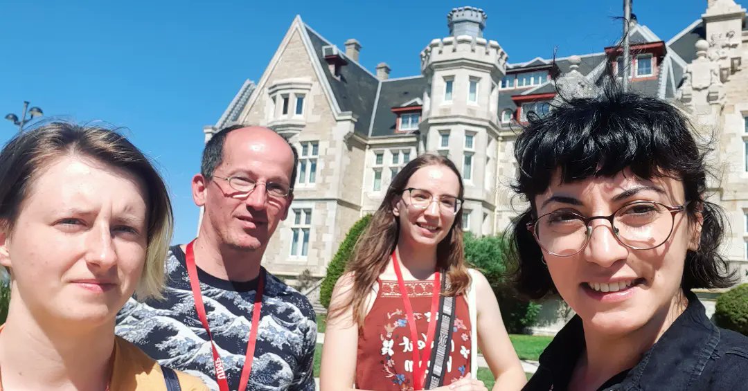 orionfigen's tweet photo. Nerd Alert!
New tradition: whenever we met at any conference and/or summer school need to have a photo and/or selfie together with @AndreasAtETH without question.
📸: @jjgarciaripoll Thanks.
#nerd #physicsnerd #quantuminformation #palaciodelamagdalena #santander #spain #españa https://t.co/HjfNWFUDxu