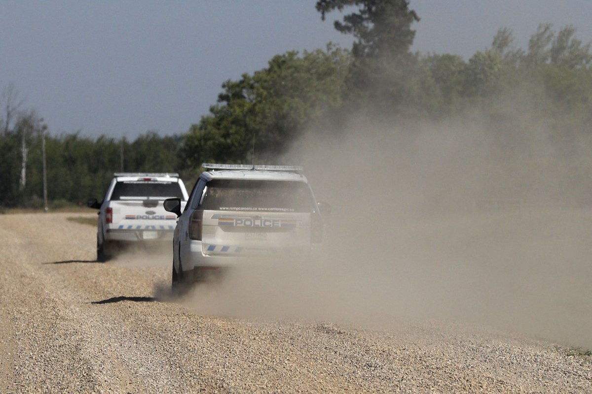 globeandmail's tweet photo. BREAKING: RCMP have taken Myles Sanderson into custody, wrapping up a four-day manhunt in the wake of a mass stabbing left 11 people dead in Saskatchewan.
https://t.co/nn7VSat4YX https://t.co/wnj1ApzXk0