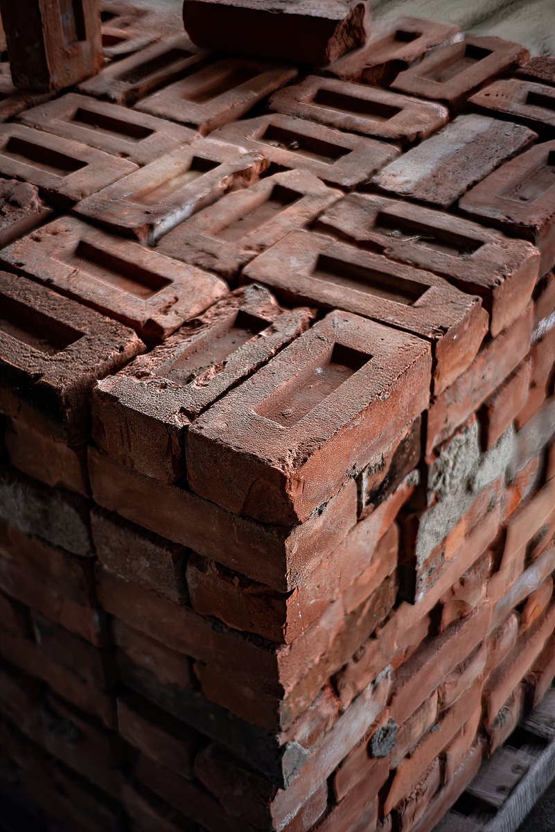 ExploresMr's tweet photo. A small sampling of the geometry inside of Detroit, Michigan's iconic Packard Automotive Plant. https://t.co/9x9qfXkgOO