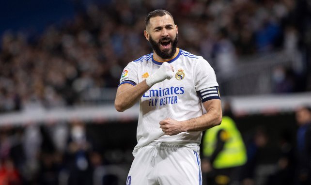 (fan) REAL MADRID FANS 🤍 tweet media