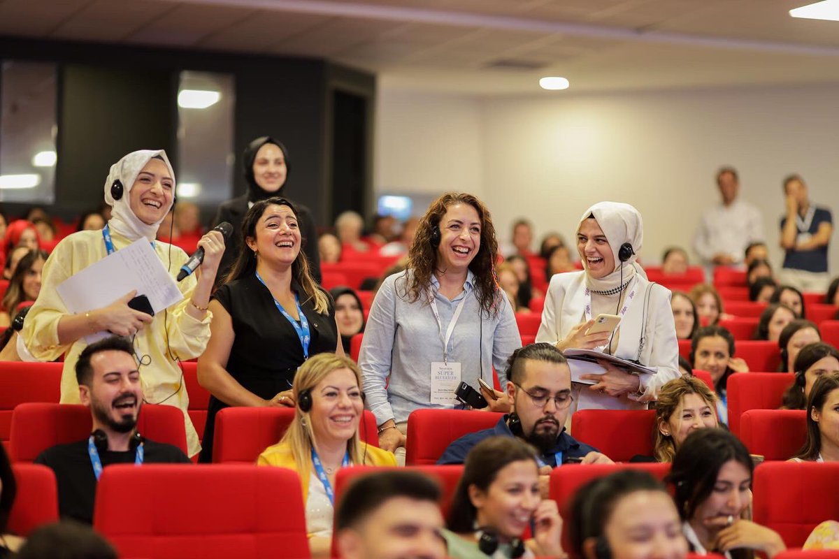 UoR_ICCAP's tweet photo. Very grateful and honoured that Uğur College @UgurOkullari is scaling-up our “Super Skills for Exam” programme to its 245 schools across Turkey which will benefit 45,000 adolescents in grades 7-8 and 11-12. The project is locally led by Professor @Bilge_Uzun. @roehamptonpsych https://t.co/q2RCSvhIp9