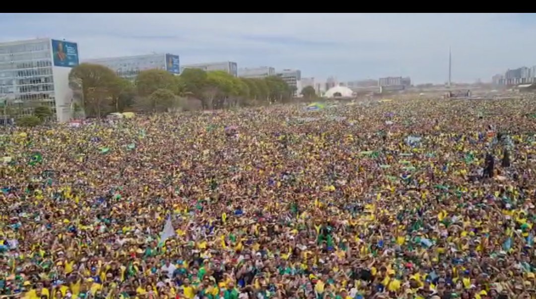 HF2060's tweet photo. Comemoração da independência 200 anos, uma reafirmação da liberdade. https://t.co/OeajT4Vwkk