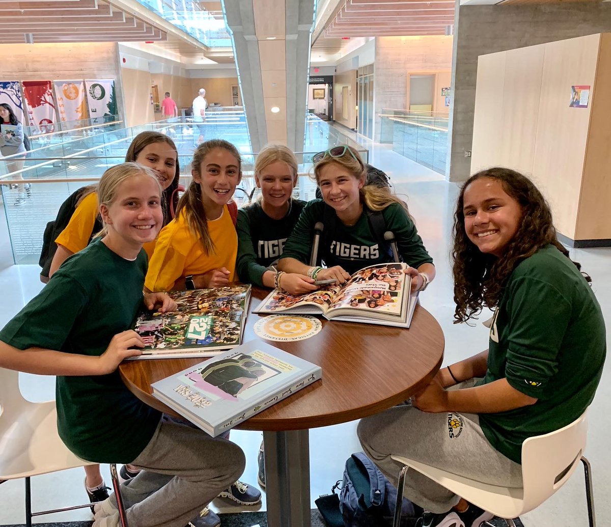 YorkHouseSchool's tweet photo. Grade 8 Orientation Day today. Students were assigned lockers, received house shirts, prepared for Outdoor Ed, participated in house games &amp; had a look at the 2021-22 yearbook. Our Grade 8s are ready for the first day of classes tomorrow. Welcome to the Senior School! #myYHS https://t.co/7YNZqcLiHq