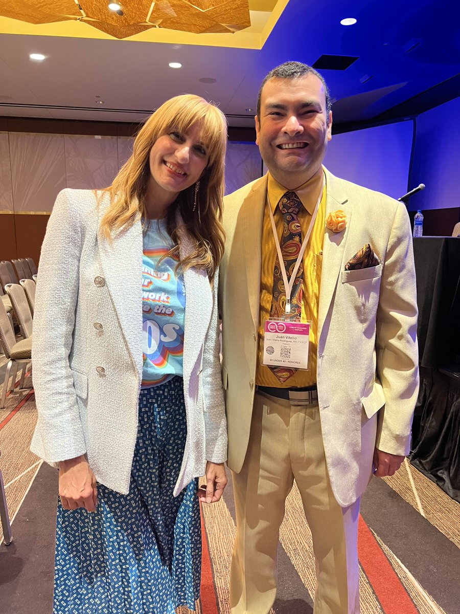 I am so thrilled to have met @HermelinMD at @ASCP_Chicago. Your TM Board Review session was fantastic and I can’t wait to see you again at #aabb22 next month! 
#ASCP2022 #ascp100