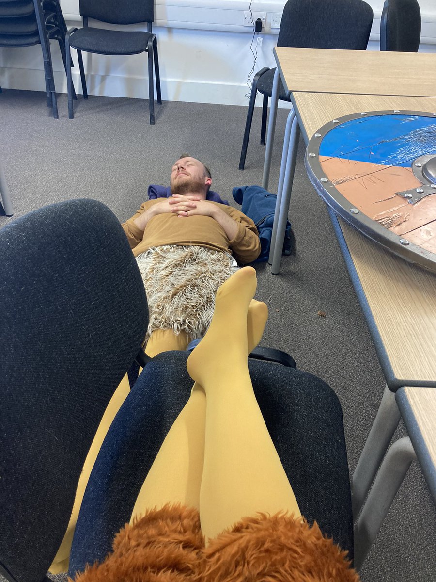 EmilyChattle's tweet photo. What a summer.
Props to @rusticusarts for always having amazing costumes.
If anyone needs us, weโll be napping ๐ค
#actor #childrenstheatre #rusticusarts https://t.co/uHdznln4cR