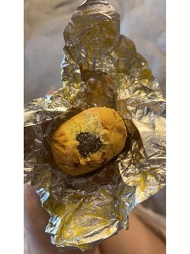 ockohonza's tweet photo. Delicious moon cakes 🤗 https://t.co/HweuXFzKkx