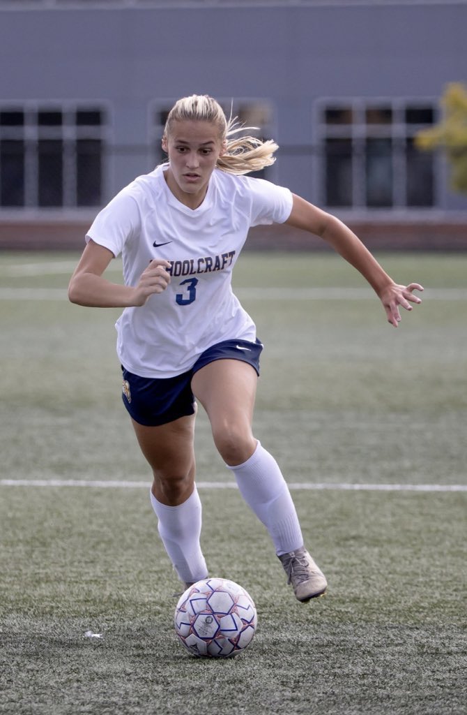 SchoolcraftWSOC's tweet photo. #17 Schoolcraft knocks off #4 Muskegon CC 3-1 on the road. 

Ceceilya Mernatti scored two goals and assisted on the 3rd to Katie Ferguson. 

Schoolcraft moves to 2-1 overall and 2-0 in the MCCAA. https://t.co/OnTtrbptxu