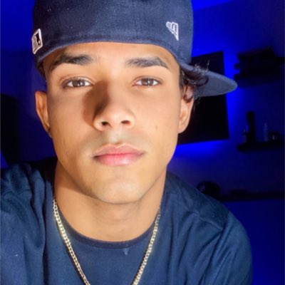 laionor01's tweet photo. #NuevaFotoDePerfil https://t.co/zUCtd327Vt