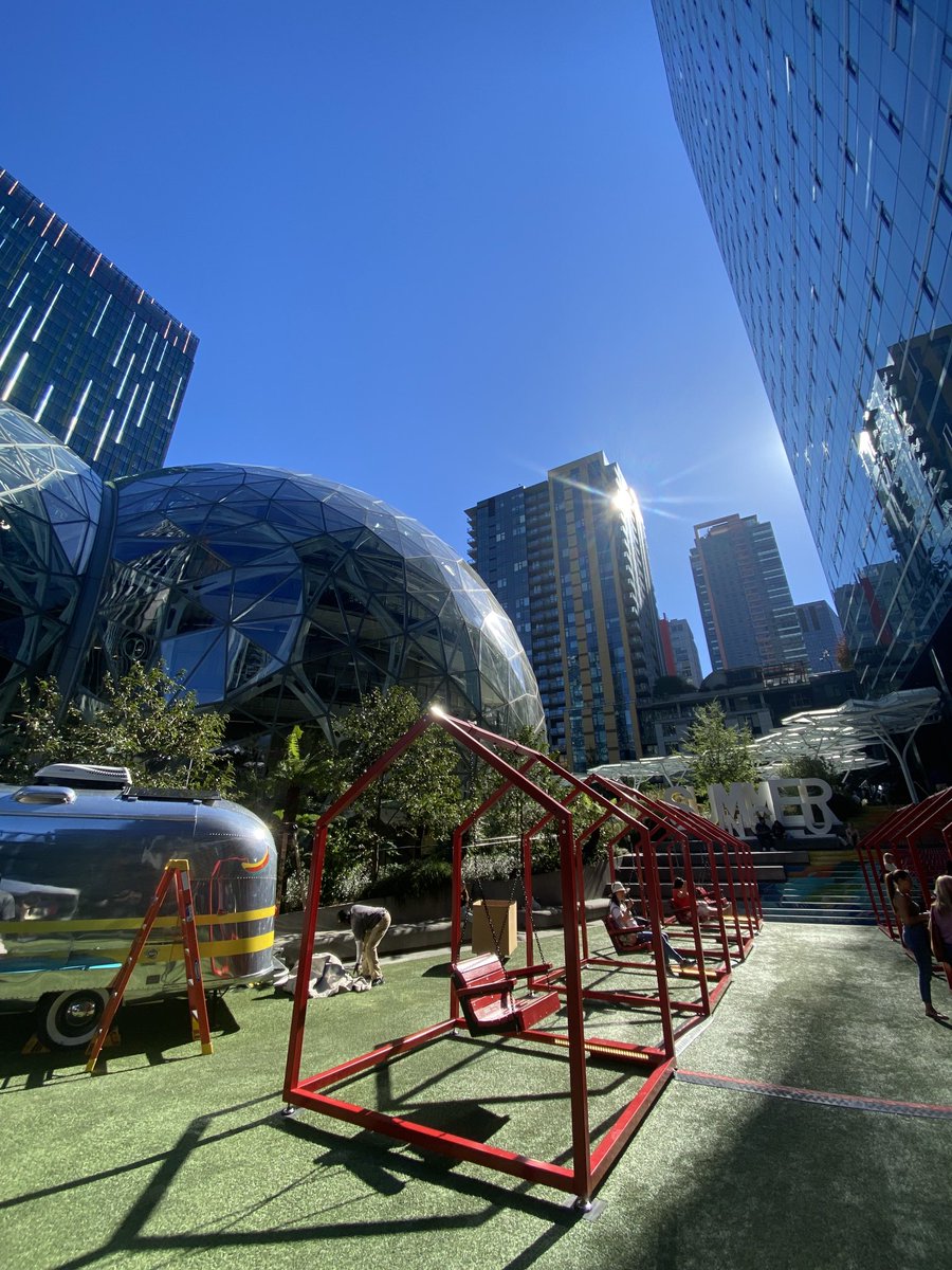 Mike G Chambers (@mikegchambers) on Twitter photo This place grows on you. #Seattle  This place grows on you. #Seattle 