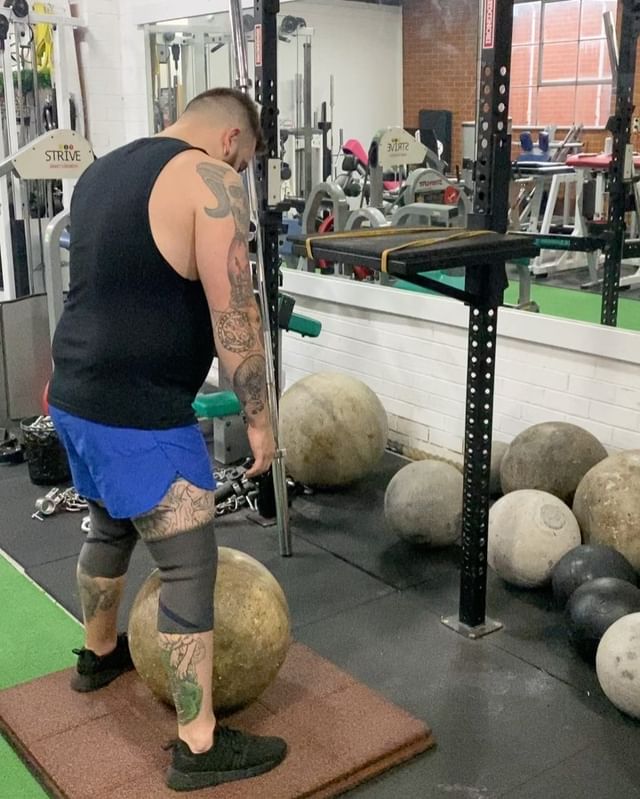 themomence's tweet photo. Have you ever lifted 💪 atlas stones or used battle ropes next to a 🐕. You can at StrongHouse Melbourne, powered by Momence.
.
.
.
#gymsoftware #gymowner #gymdog #fitnesscenter #fitnessstudio #fitnessstudioowner #battleropes #atlasstones #weightliftinggym https://t.co/SXyLPkcKEX