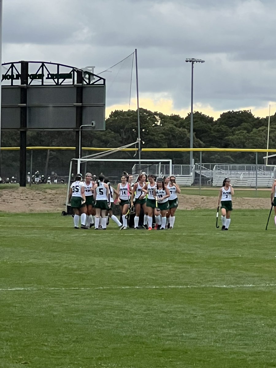 Dolphinathletic's tweet photo. Field Hockey 🏑 
DY 2 
Notre Dame Academy 0 
Final score 🐬
Goals by lily Anderson &amp; lzzy O’Reilly 
Great win to start the season! https://t.co/VHlPlTnV8p