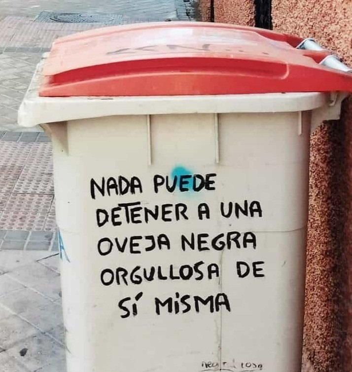 Con todo el apoyo a  <a href="/RaquelMosqueraM/">Raquel Mosquera</a> y a tantos otros apartados o insultados por opinar, discrepar razonar o sólo por existir 
Aunque se empeñen en colar su inmovilismo terraplanista rociero, como dijo Galileo:
"Eppur si mouve"
#YoMeRebelo8S