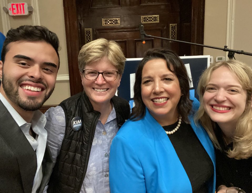 _BethArnold_'s tweet photo. So proud of this lean and highly performing team. We did a hard thing and cracked the ceiling! #TeamDriscoll #HealeyDriscoll https://t.co/SVDbbcGD3V
