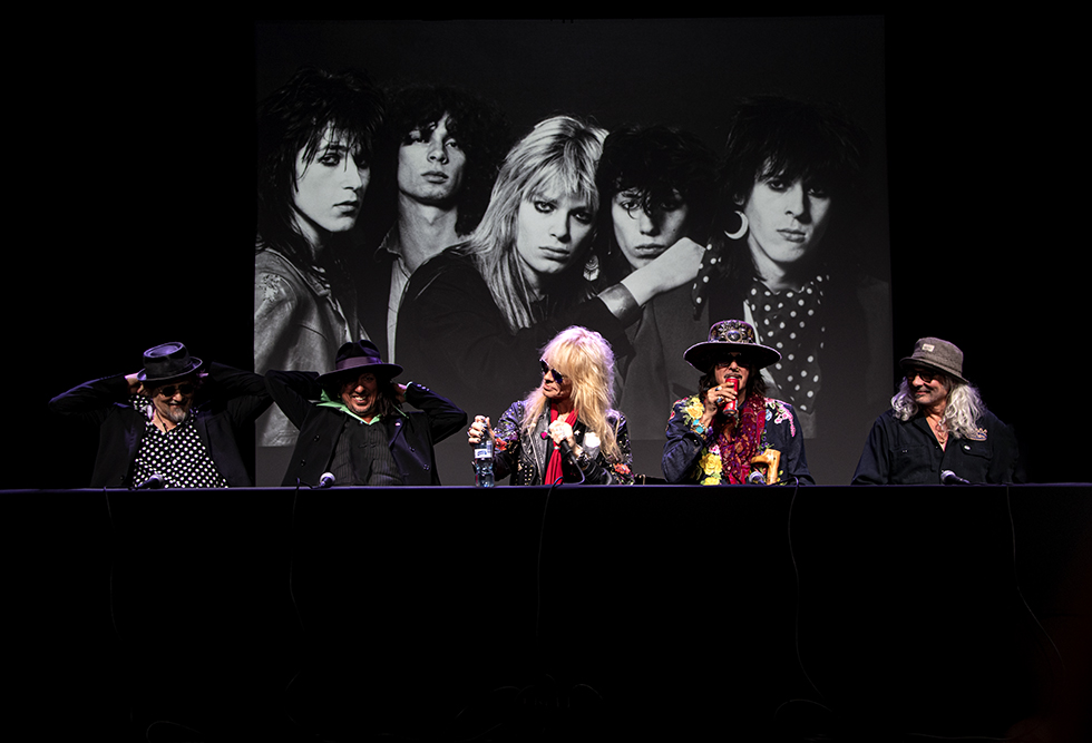 markosyrjala's tweet photo. Some of my photos from Hanoi Rocks press conference in Helsinki. 07.09.2022, Tavastia, Helsinki, Finland #hanoirocks #michaelmonroe #nastysuicide #samiyaffa #gypcasino @michaelmonroe @andymccoyjapan @SamiYaffa https://t.co/c4sjhVpf2v