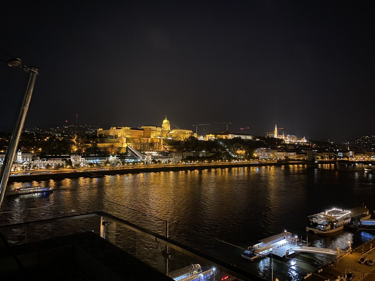 Arrived to Budapest to participate to the meeting of <a href="/ioevoice/">IOE</a>  Members from Europe and Central Asia <a href="/robsuarezsantos/">Roberto Suárez Santos</a> <a href="/MatthiasThorns/">Matthias Thorns</a> <a href="/blaise_matthey/">Blaise O. Matthey</a>
