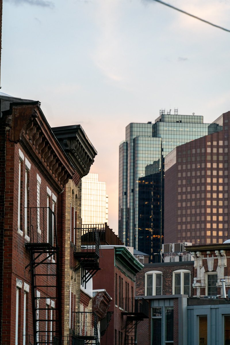Twan2three's tweet photo. Boston https://t.co/ZycrNvqkb5