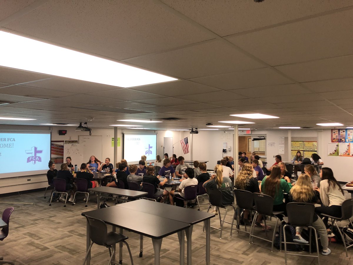 CoachPatDoyle's tweet photo. Casey’s breakfast pizza, chocolate milk, and the word of God! Record number of kids today at FCA! The word is spreading, these kids are making disciples! 🙌🏼 ✝️ https://t.co/e28U61zEQB