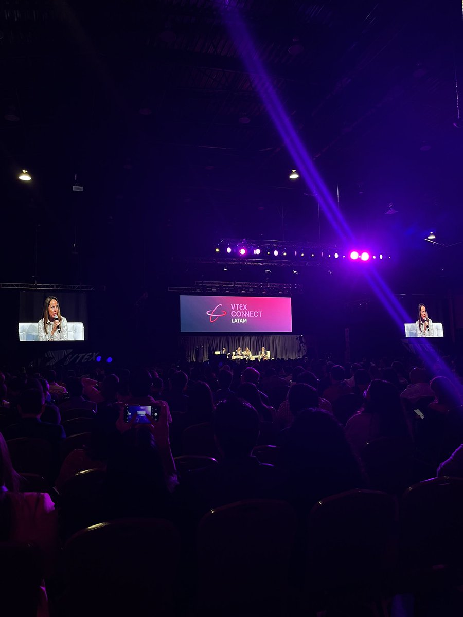 berenicemtzmm's tweet photo. #VTEXCONNECTLATAM 🙌🧠 https://t.co/uFwVT5Emk5