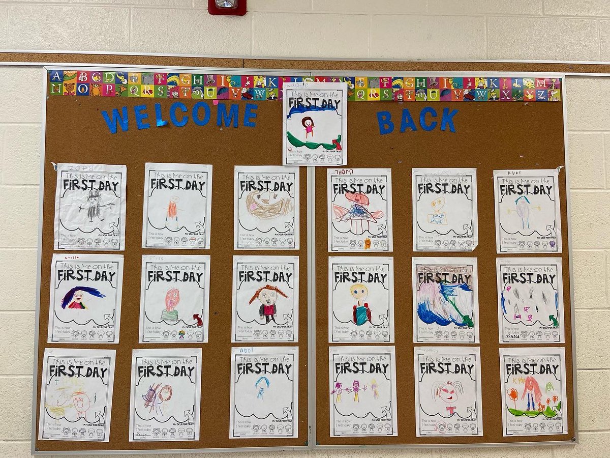 Ms_Pastore's tweet photo. Day one: Complete.   First day and we already have our work on the class bulletin and explored the big yard and found a garter snake and lots of crickets!!!  SK/1 is going to be a lot of fun this year!    @SMCDSB_SNC @SMCDSB @3marydm https://t.co/opx4QgYIkh