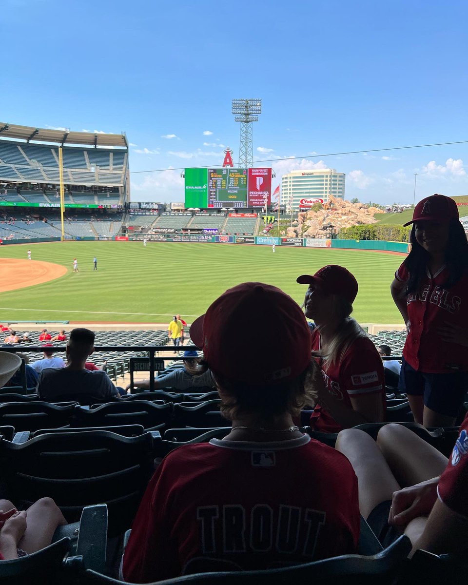LAAStrikeForce's tweet photo. Today we helped surprise Bodhi, who is having his “wish” granted at an upcoming @angels game. He will be our “Play Ball” kid, attend batting practice, &amp; sit in the Chairman’s Seats for the game. Congrats Bodhi, we can’t wait to have you back to see your wish come true! #MakeAWish https://t.co/Ur9bZIZc6x