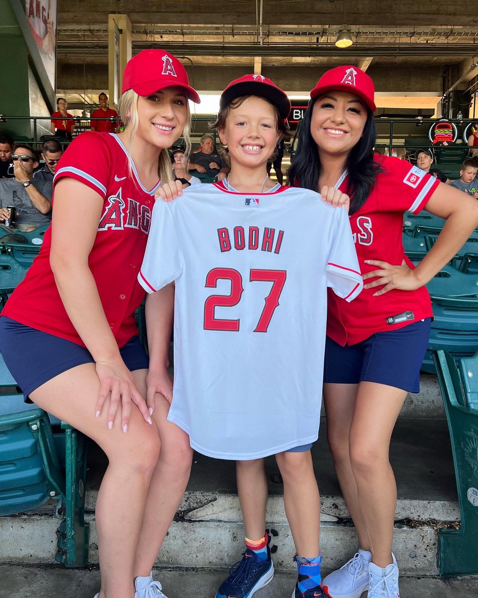 LAAStrikeForce's tweet photo. Today we helped surprise Bodhi, who is having his “wish” granted at an upcoming @angels game. He will be our “Play Ball” kid, attend batting practice, &amp; sit in the Chairman’s Seats for the game. Congrats Bodhi, we can’t wait to have you back to see your wish come true! #MakeAWish https://t.co/Ur9bZIZc6x
