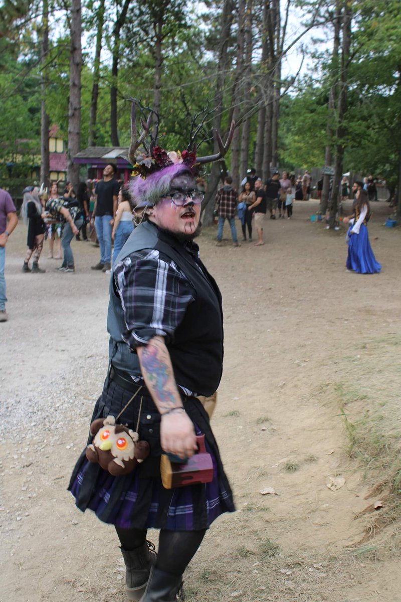CitrusYeen's tweet photo. Super happy with how my #faun outfit has come together for the #michrenfest !! ๐๐ค Now just need some hooves and maybe a cloak <3 https://t.co/aHsI6IzBl5