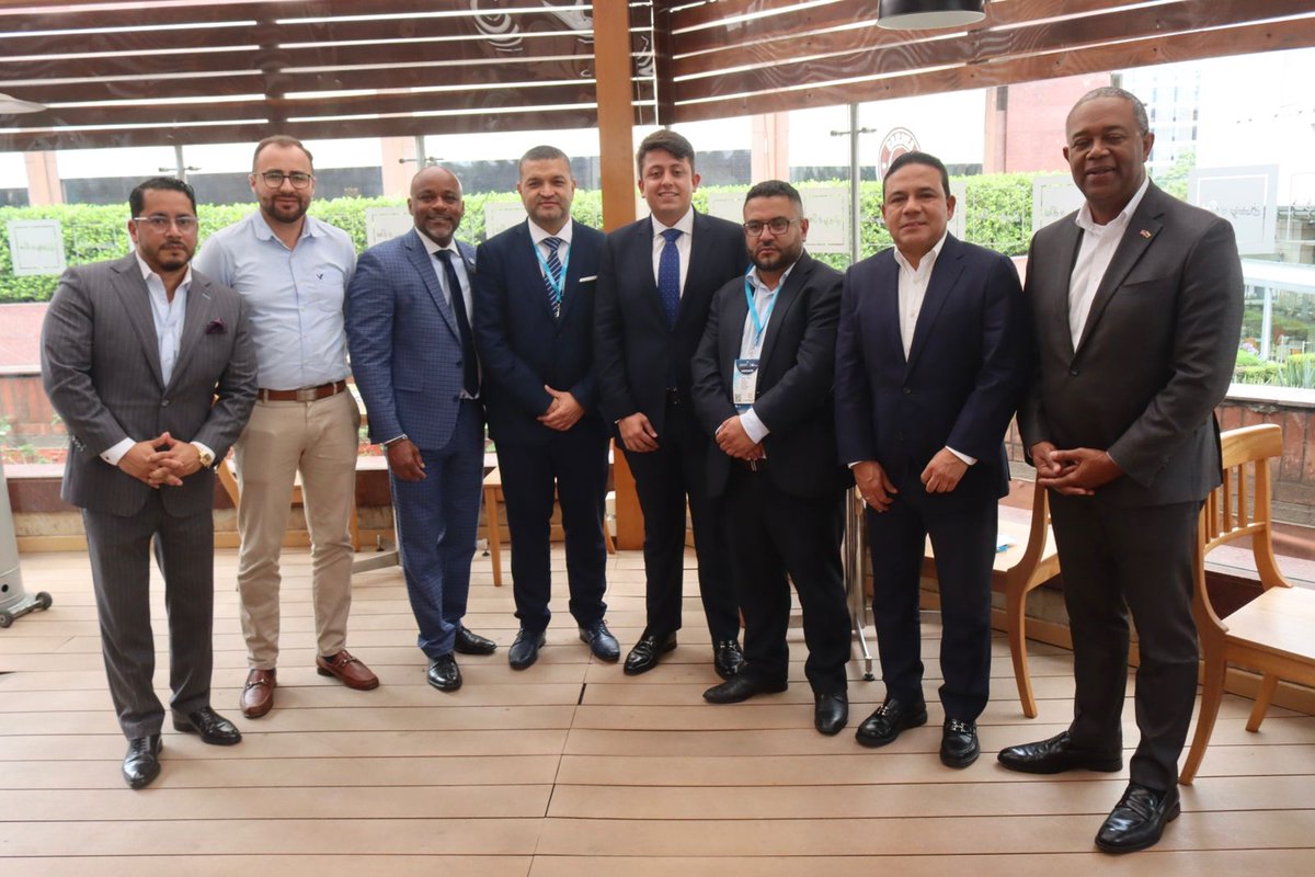 asointermedias's tweet photo. Nuestra Asociación se sigue potenciando, no sólo en la agenda nacional sino internacional. Hemos firmado convenio con la Asociación de Municipios de Norte América @ignitecities, que reúne más de 300 municipios de U.S.A
Con ellos tendemos intercambios y proyectos en común. https://t.co/cPWltQvncP