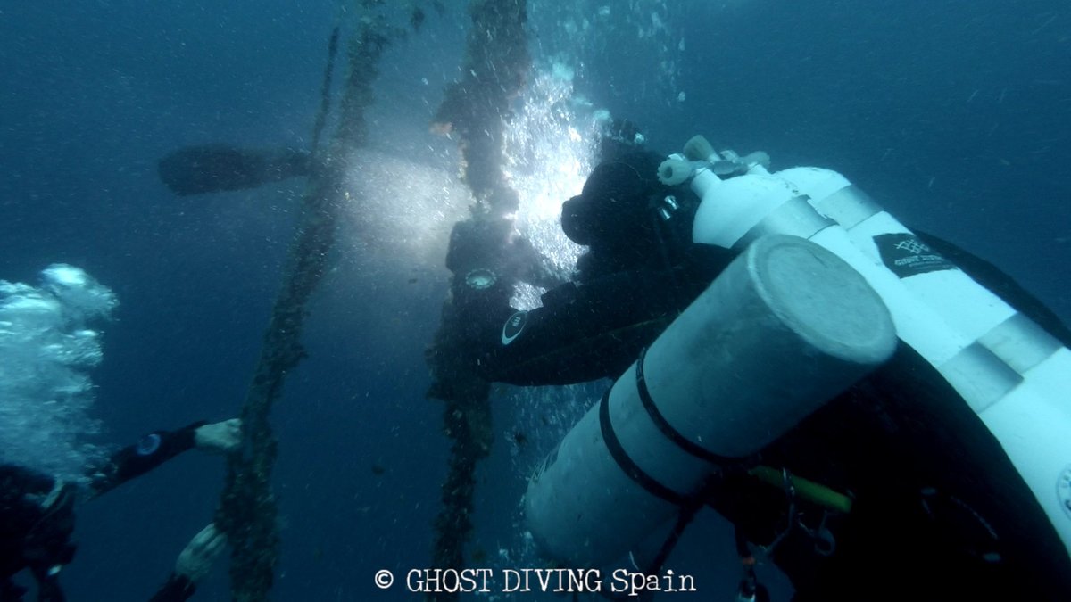 Ghost Diving (@ghostdivingorg) on Twitter photo Working hard to make the #MediterraneanSea a safer place! 🦞 This time the #Spain chapter went out the free a big boulder from over 40 years worth of lost #fishinggear 🙌
Proudly supported by <a href="/healthyseas_org/">Healthy Seas</a>
#charity #globalmission #ghostgear #conservation <a href="/kraken_dive/">KrakenDive</a> Working hard to make the #MediterraneanSea a safer place! 🦞 This time the #Spain chapter went out the free a big boulder from over 40 years worth of lost #fishinggear 🙌
Proudly supported by <a href="/healthyseas_org/">Healthy Seas</a>
#charity #globalmission #ghostgear #conservation <a href="/kraken_dive/">KrakenDive</a>