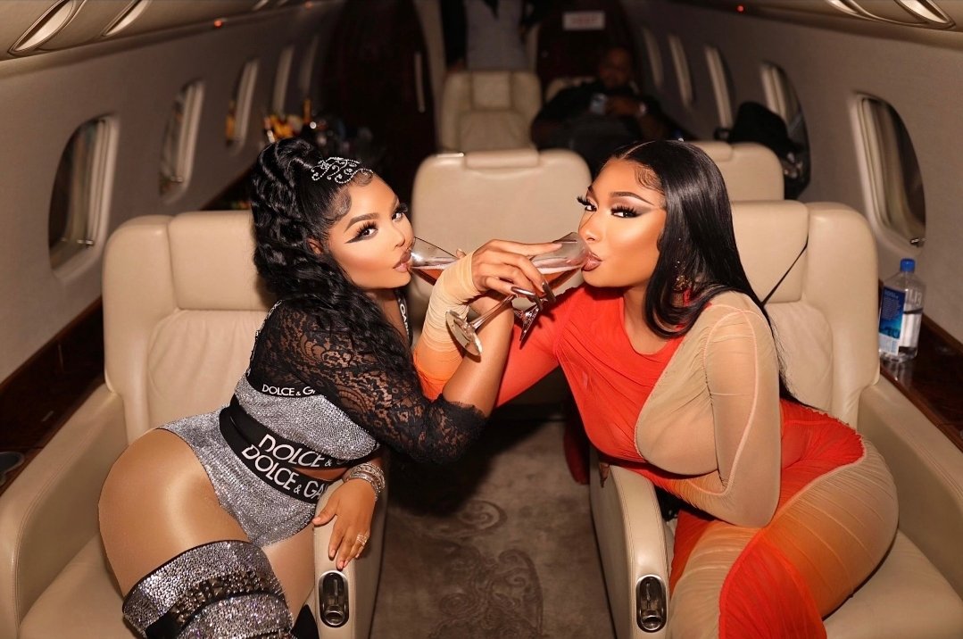 MattIsiah's tweet photo. #KIMISCOMING
@LilKim
#THEESTALLIONISCOMING
@theestallion https://t.co/WPiXKcNBwM