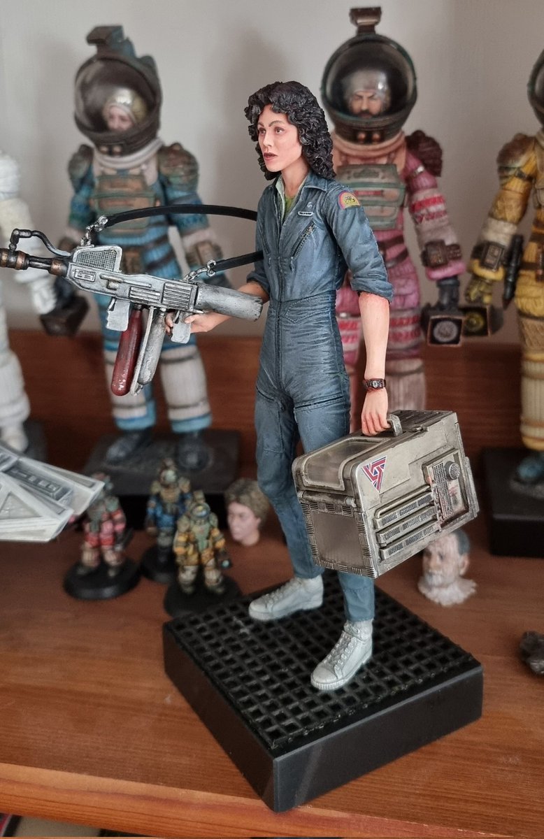 Adisell's tweet photo. #neca #Alien I repainted my Neca 40th Anniversary Ripley https://t.co/xBAk1q77qa
