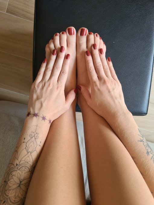 🤭😘 https://t.co/5IJJdL9KuX