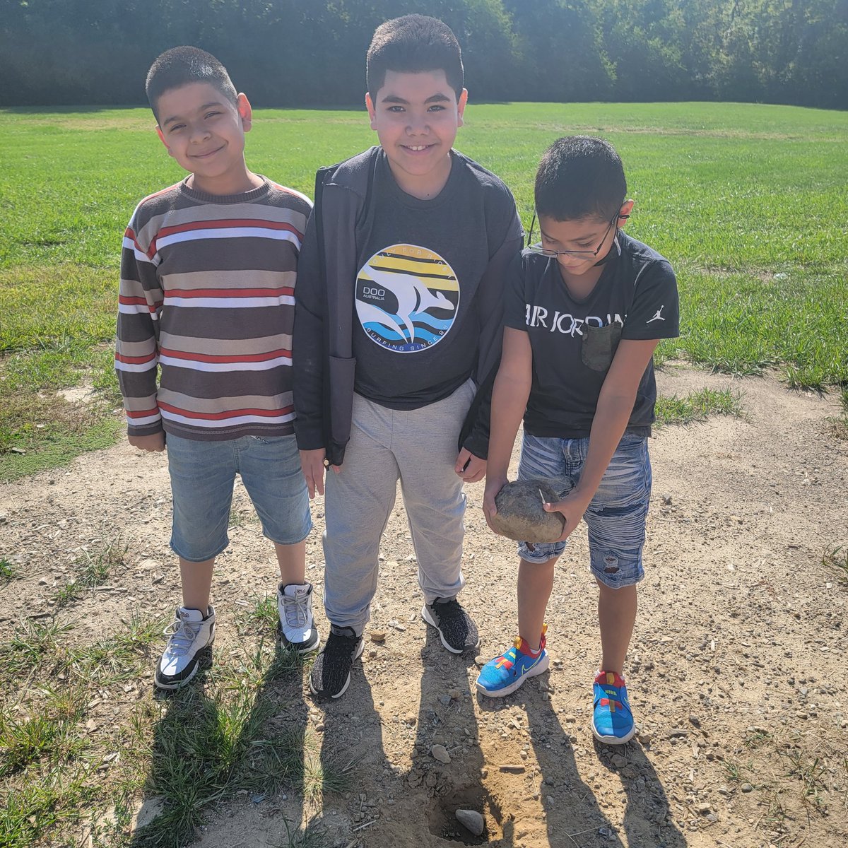 SousasB108Fam's tweet photo. Archeologists excavated a specimen during an outdoor, just-for-fun, brain break. #C109Fam #IC2223 https://t.co/b6qMUA9iCD