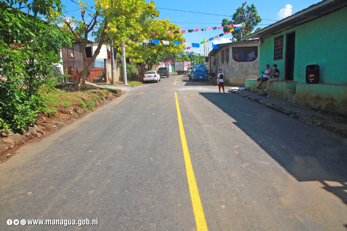 alcaldia_mga's tweet photo. #Autoridades municipales #inauguraron la tarde de este hoy, un proyecto de #Mejoramiento #Vial mediante Revestimiento Asfáltico en el Barrio 18 de mayo en el Distrito V de Managua.
#TodosLosTriunfosSonDelPueblo
#SeguimosCambiandoManagua https://t.co/BuB2ORy5sf