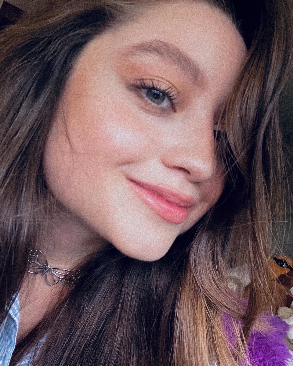 karolsevilla's tweet photo. 🦋✨ https://t.co/uW54iGxKbA
