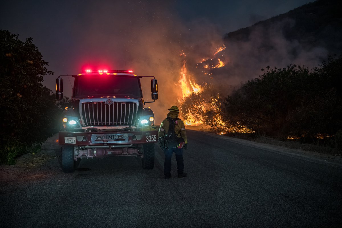 #FairviewFire [UPDATE] The fire is 9,846 acres and 5% contained.