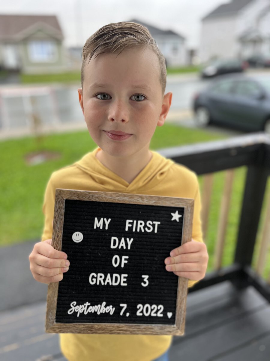 loreleilodge's tweet photo. So proud of these two. Noah is off to grade 3 and Charley is off to grade 5! I love watching you grow ! Praying for an awesome year.  #firstdayofschool @Roncalli3b https://t.co/23iEZoiwKf