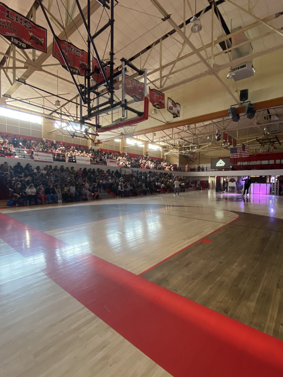 LPSProjectAWARE's tweet photo. LHS brought the heat!!! Let’s give it up for Generation Why! Day two of inspiring students to pursue their WHY. #WeAreLps #oklaed #OKAWARE #osde https://t.co/60S7BulltQ