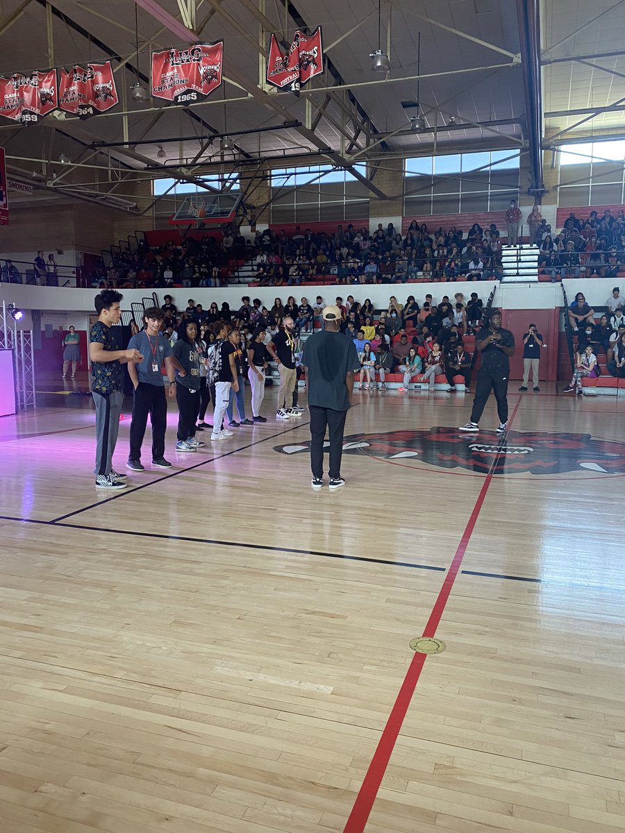 LPSProjectAWARE's tweet photo. LHS brought the heat!!! Let’s give it up for Generation Why! Day two of inspiring students to pursue their WHY. #WeAreLps #oklaed #OKAWARE #osde https://t.co/60S7BulltQ