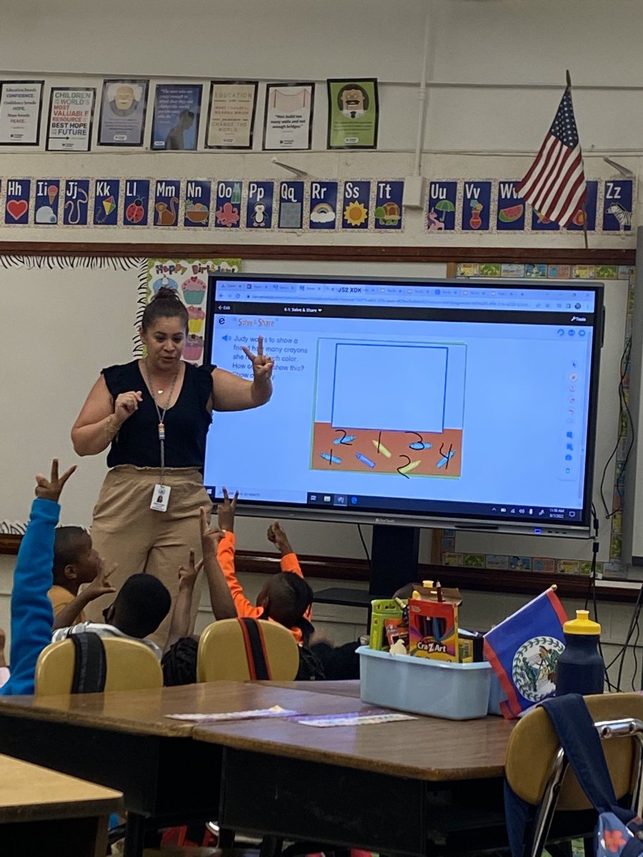 astone0812's tweet image. Ms. Alaniz set the bar high today with our first model lesson of the year! @EasleyElem @JessAlaniz10 @Michelletemp5 #feesallstars #ccsk5math