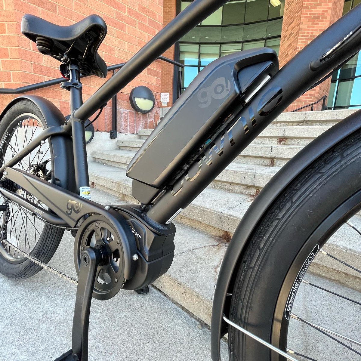 ZiggysCycleKW's tweet photo. Ready to Go! 🔋
@Electra_Bicycle Townie Go! are in stock and ready to ride in a variety of models and cool styles 😎
#electrabicycle
#electrabikes
#electratowniego
#electricbike
#electricbikes https://t.co/RrsGsfC3Pv
