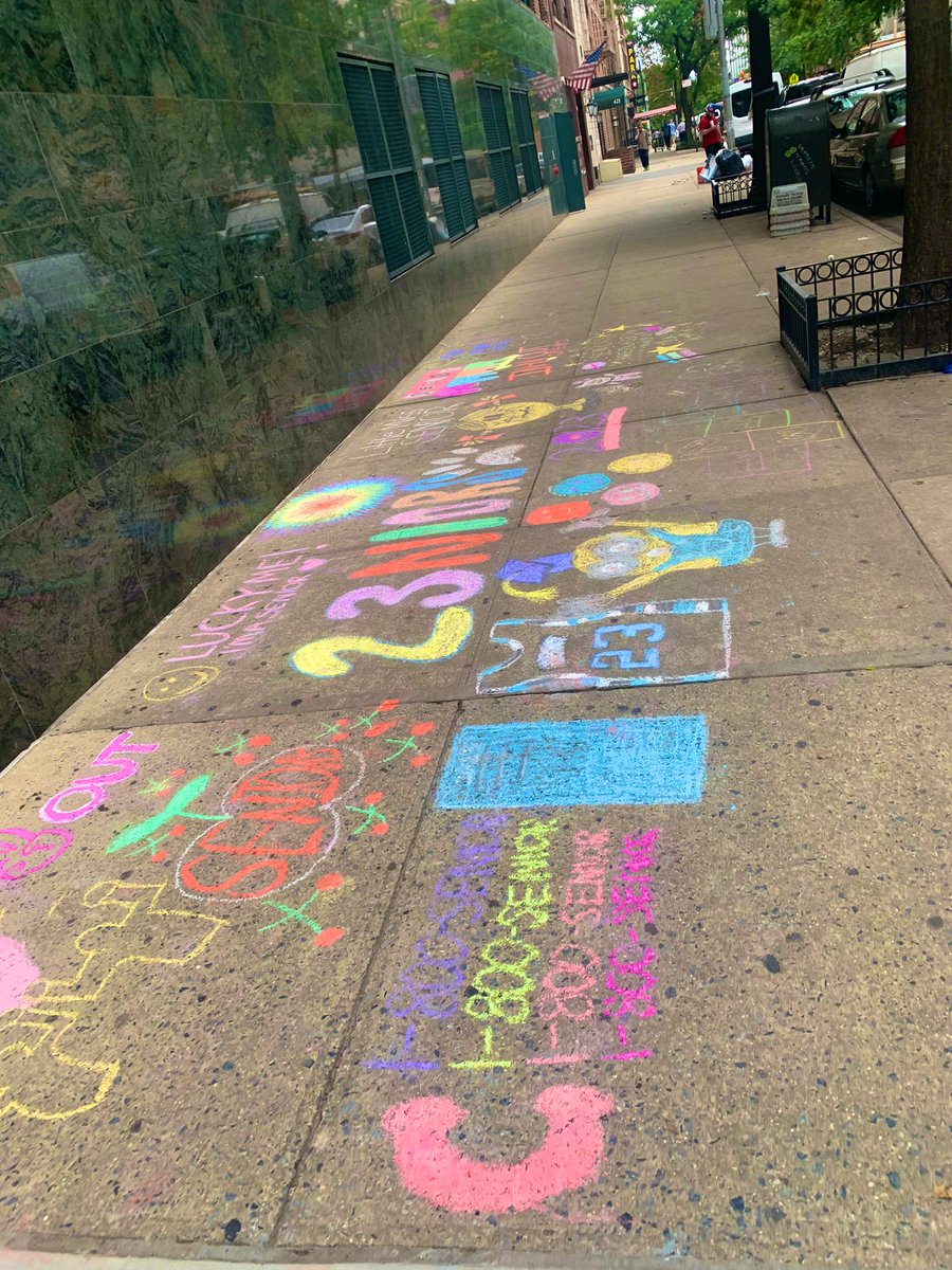 MsOlding's tweet photo. Can you tell that New York City Public Schools are headed back to school tomorrow? Loved passing by this fun chalk artwork on my way home from school this afternoon. #1MoreSleep #District75 #NYCDOE https://t.co/D8nmsVctOt